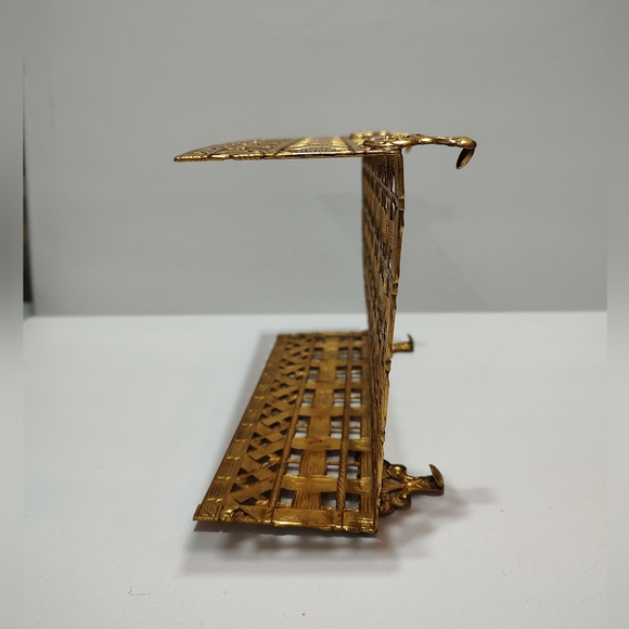 Brass Vintage metal basket weave tissue box holder - Picture 8 of 13